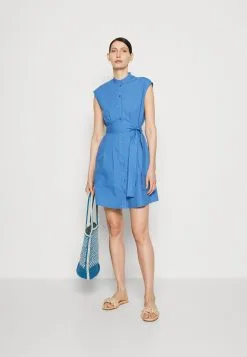 Marc O'Polo DRESS SHIRT STYLE FITTED WAIST SLEEVELESS WITH BELT - Skjortekjole 8 Marc O'Polo DRESS SHIRT STYLE FITTED WAIST SLEEVELESS WITH BELT - Skjortekjole -Marc O'Polo Butik 2c88e6f4f603413daf2060d86175128c