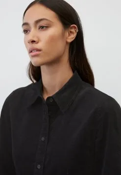 Marc O'Polo DRESS FITTED SHIRT STYLE BUTTON PLACKET SHORT LENGTH - Skjortekjole 11 Marc O'Polo DRESS FITTED SHIRT STYLE BUTTON PLACKET SHORT LENGTH - Skjortekjole -Marc O'Polo Butik 41e67cb49731427baa343cb2648f32fa