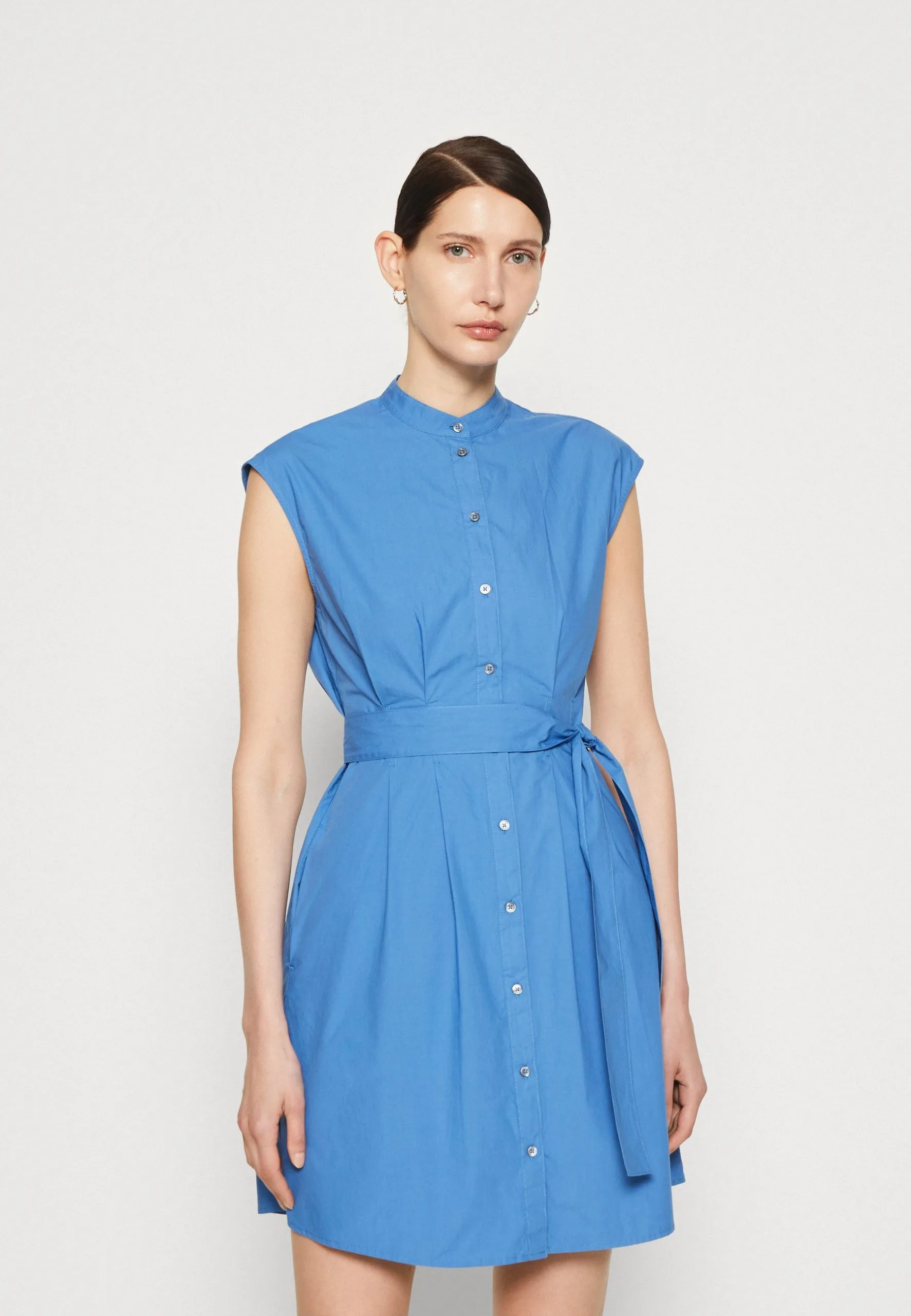 Marc O'Polo DRESS SHIRT STYLE FITTED WAIST SLEEVELESS WITH BELT - Skjortekjole 3 Marc O'Polo DRESS SHIRT STYLE FITTED WAIST SLEEVELESS WITH BELT - Skjortekjole