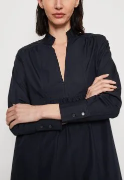 Marc O'Polo DRESS RELAXED A SHAPE CUTLINES FEMININE GATHERING - Hverdagskjoler 11 Marc O'Polo DRESS RELAXED A SHAPE CUTLINES FEMININE GATHERING - Hverdagskjoler -Marc O'Polo Butik 8ef4f3bb3dc24c04ae920a5c92520efc