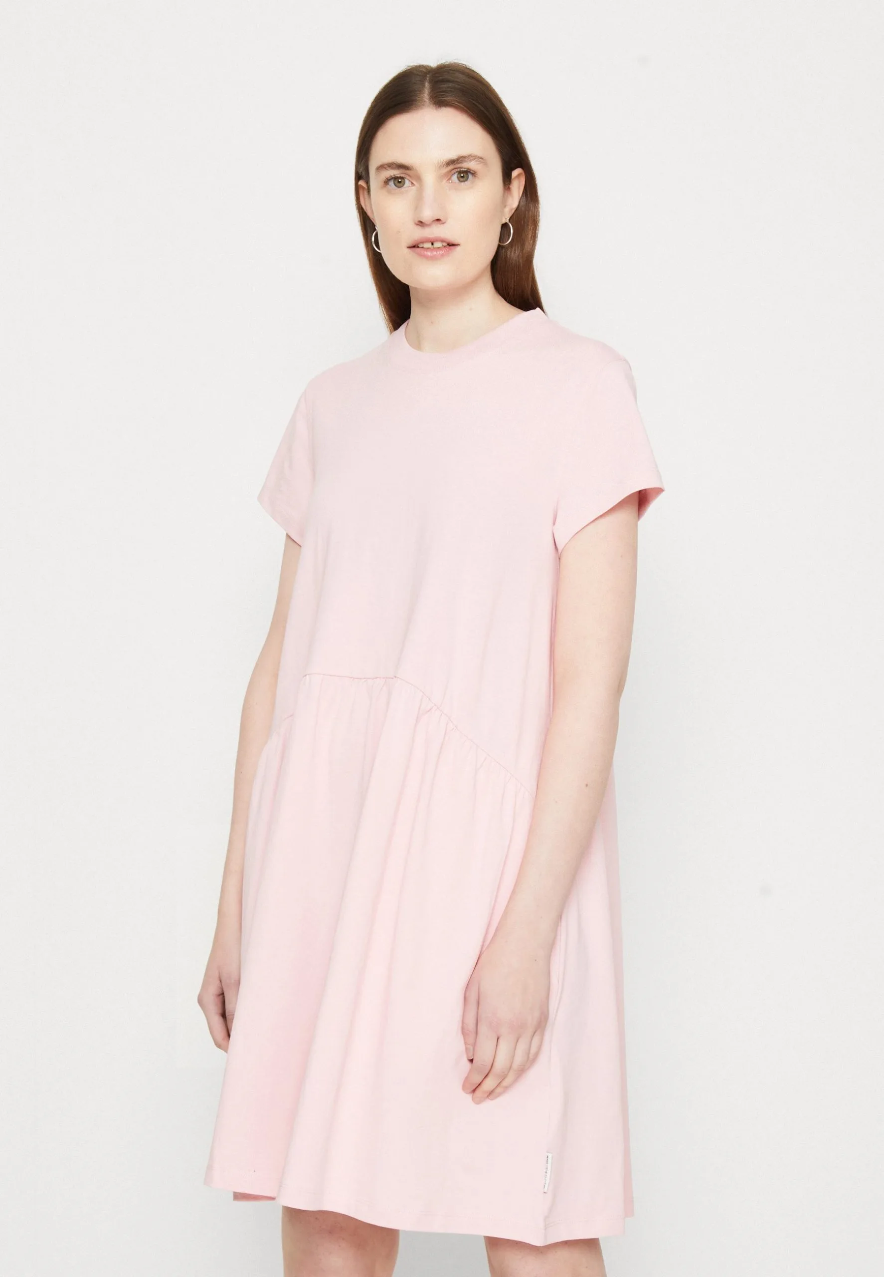 Marc O'Polo DENIM DRESS STYLE HEAVY RAW RUFFLES - Jerseykjoler 3 Marc O'Polo DENIM DRESS STYLE HEAVY RAW RUFFLES - Jerseykjoler