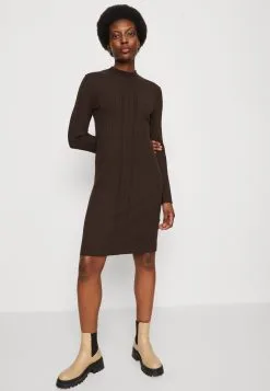 Marc O'Polo LONGSLEEVE, SMALL STAND-UP COLLAR - Strikkjoler 10 Marc O'Polo LONGSLEEVE, SMALL STAND-UP COLLAR - Strikkjoler -Marc O'Polo Butik b47145ed56f94b589fa55e501a80ce70