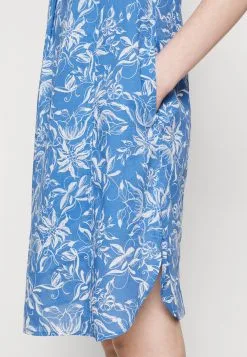 Marc O'Polo DRESS SHORT LENGTH EASY A SHAPE DETAILED V NECK - Hverdagskjoler 11 Marc O'Polo DRESS SHORT LENGTH EASY A SHAPE DETAILED V NECK - Hverdagskjoler -Marc O'Polo Butik b4ea2fcebd694c7da001f6ccb3e70780