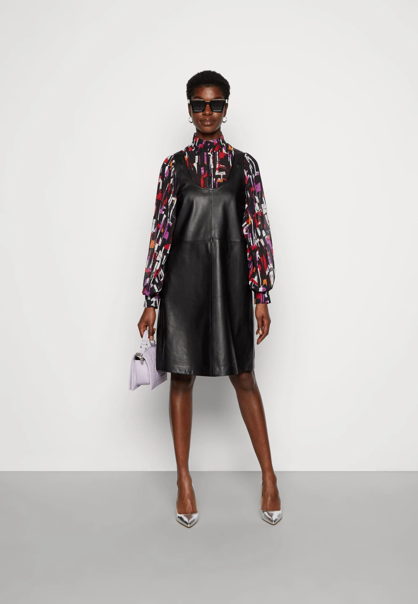 Marc O'Polo DRESS SHORT LENGTH SLEEVELESS - Hverdagskjoler 4 Marc O'Polo DRESS SHORT LENGTH SLEEVELESS - Hverdagskjoler - Billede 2